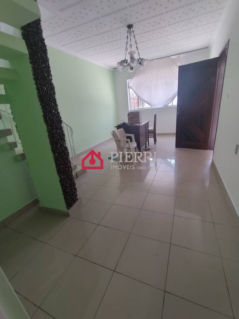 Sobrado para alugar com 5 quartos, 180m² - Foto 11