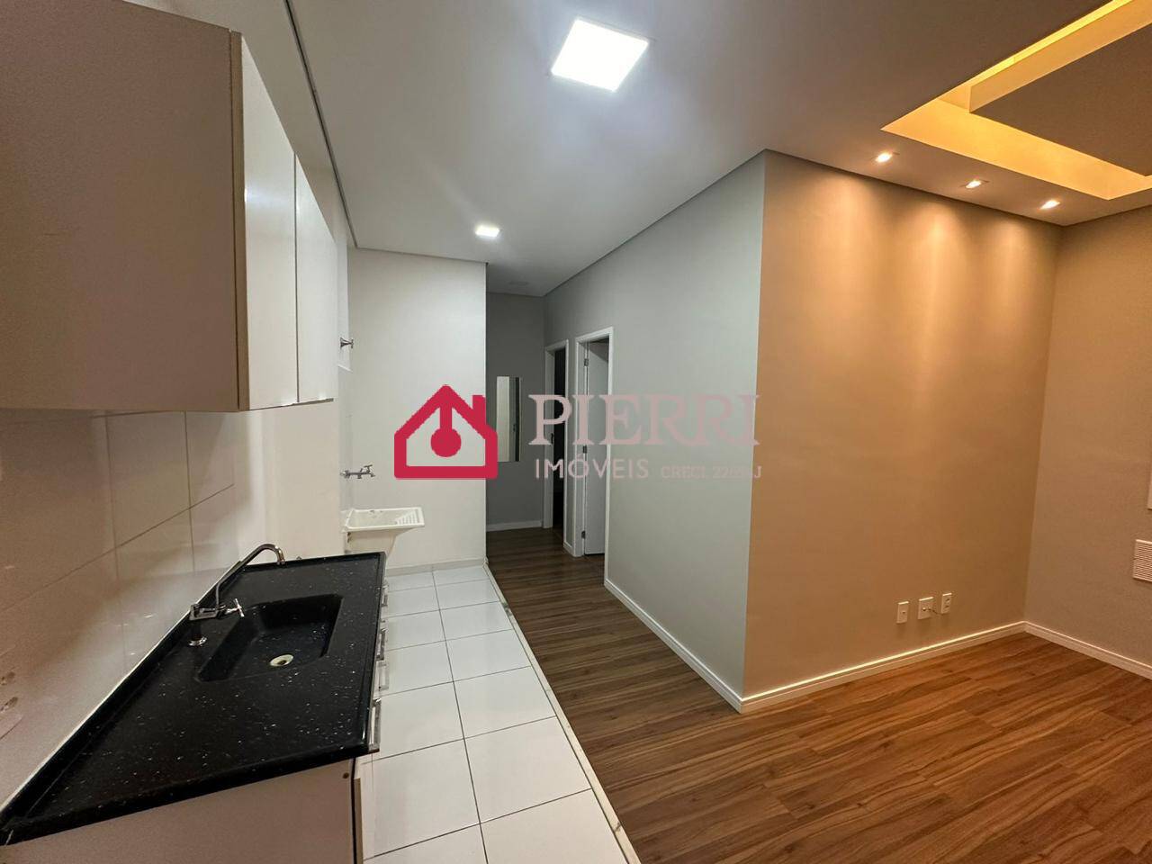 Apartamento para alugar com 2 quartos, 40m² - Foto 2