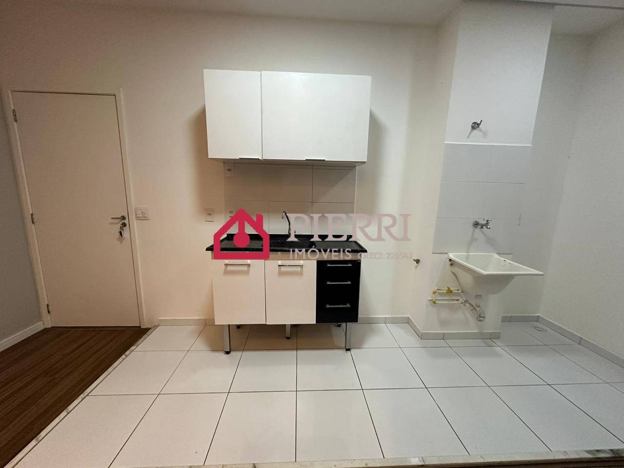 Apartamento para alugar com 2 quartos, 40m² - Foto 11