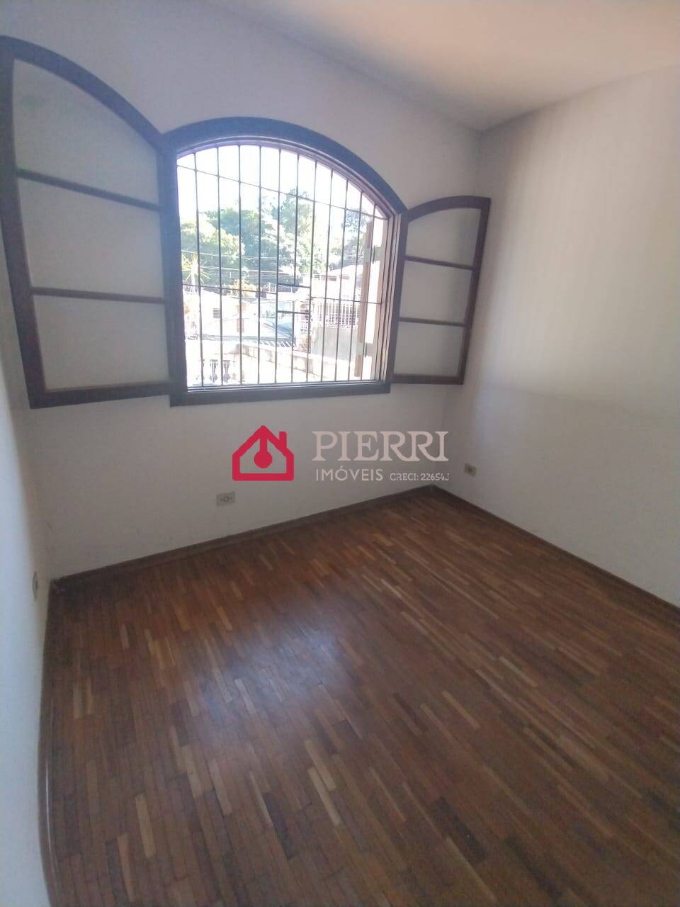 Casa à venda com 3 quartos, 270m² - Foto 25