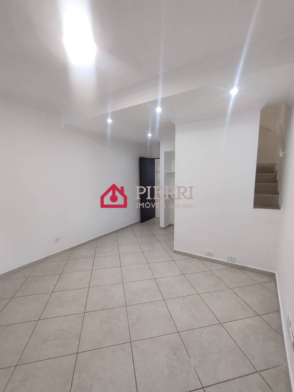 Sobrado à venda com 2 quartos, 90m² - Foto 7