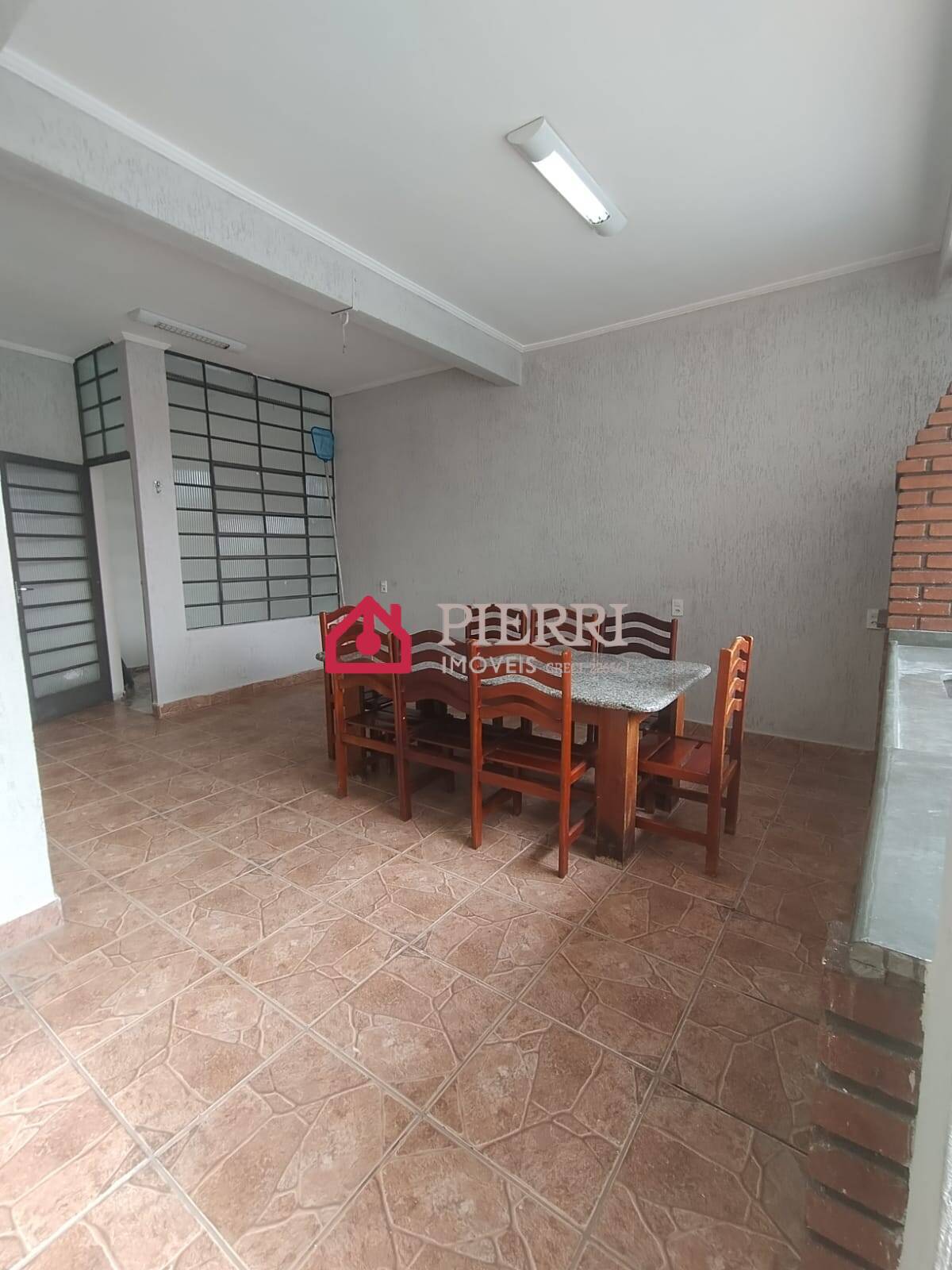 Sobrado à venda com 3 quartos, 200m² - Foto 4