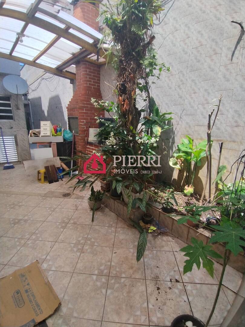 Sobrado à venda com 5 quartos, 180m² - Foto 32